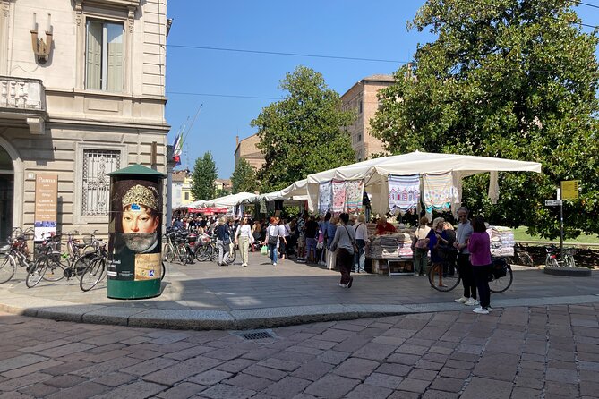 1 Hour Tour: Market and Street Food - the best of Parma - Piazza Ghiaia, fresh pasta, and the old market heart