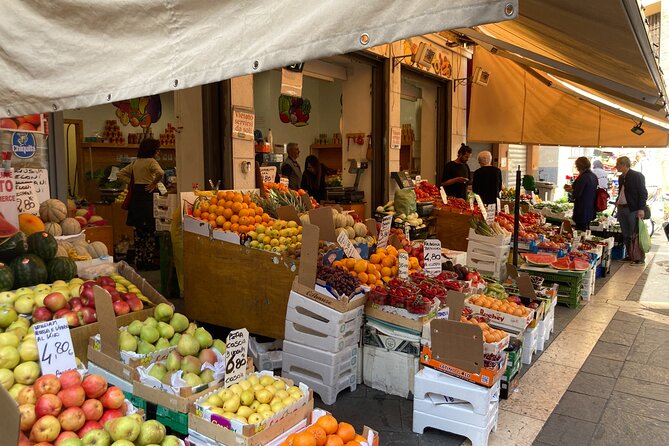 1 Hour Tour: Market and Street Food - the best of Parma - Via Copelli and Parma’s famous ham