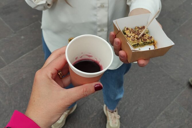1 Hour Tour: Market and Street Food - the best of Parma - Lambrusco and the tasting experience