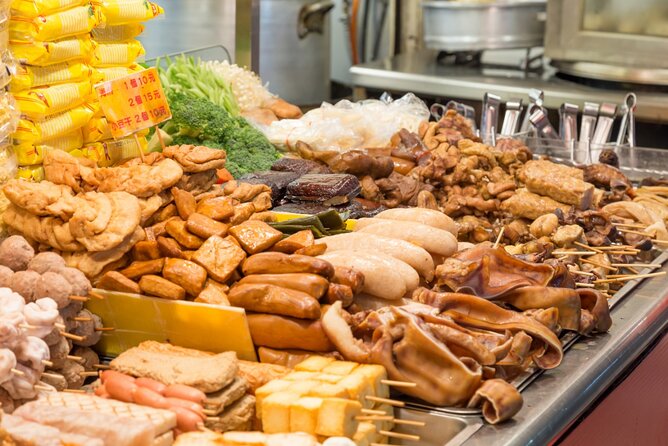 2-hr Raohe Night Market Walking Private Tour with a Tour Guide - Key points before you book