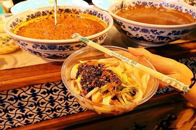 3-Hour Xi'an Muslim Street Food Walking Tour - The Wild Goose Pagoda Fountain Show