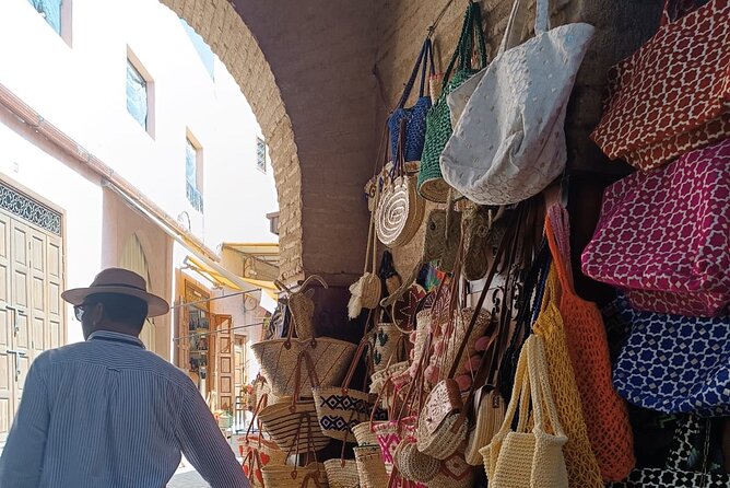 3 Hours Private Tour Marrakech Night Market - Souk Ableuh and the taste of Marrakech