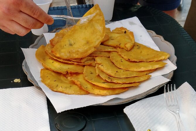 3-hours Street Food Bike Tour in Palermo - Ballarò market: the longest market stop