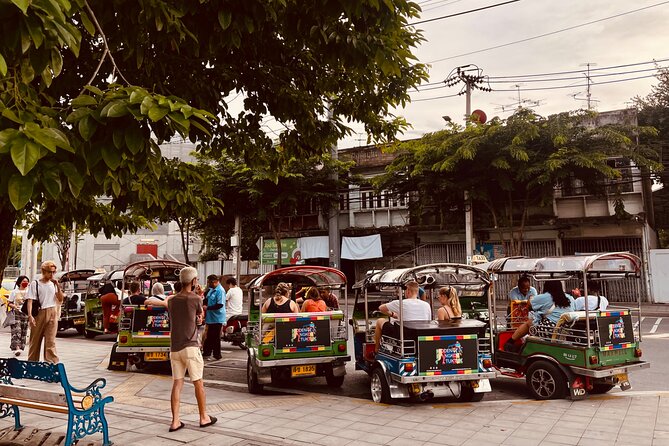 4-Hour Hidden Bangkok TukTuk Street Food Guided Tour - How the tuk-tuk transport shapes the night