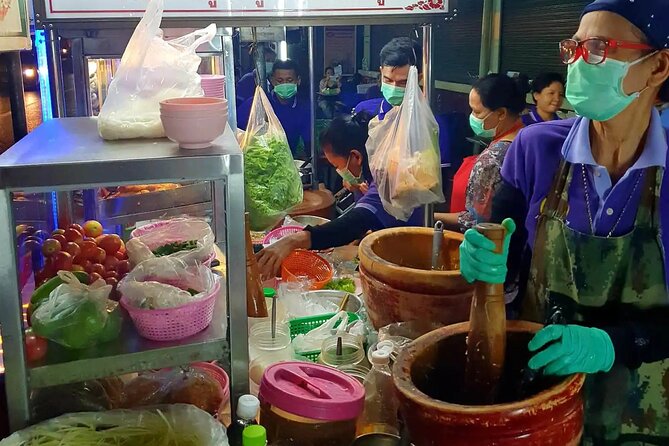4-Hour Hidden Bangkok TukTuk Street Food Guided Tour - Wat Nak Klang and the quiet canal-side community