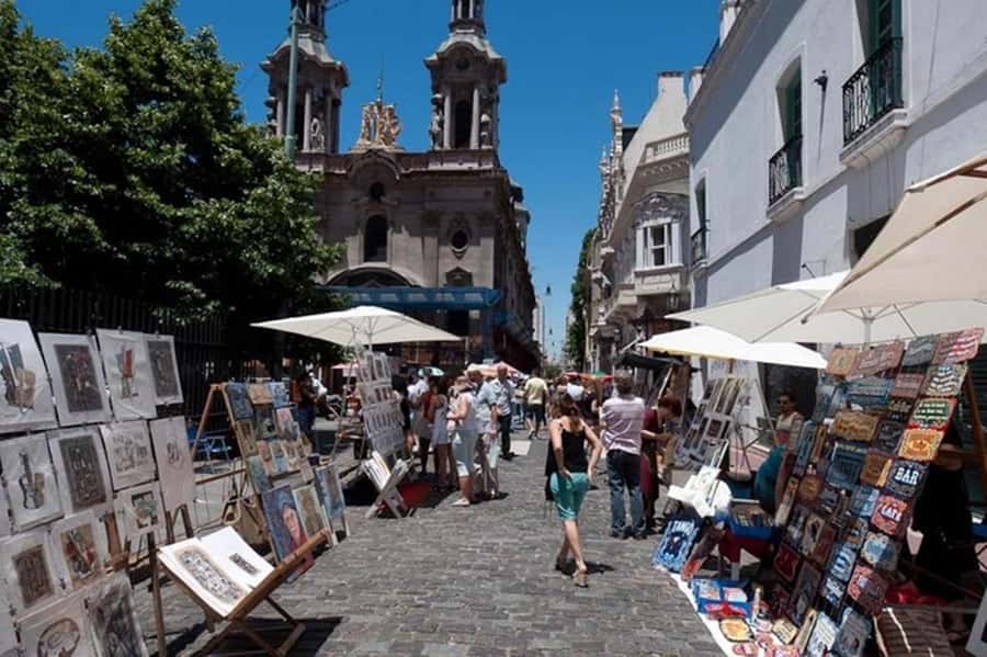 5hs Small Group City Tour of Buenos Aires with Street Food - Teatro Colón and the central city