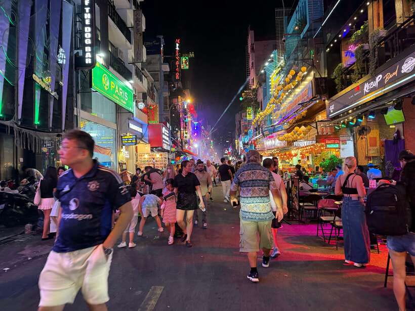 Acoustics Live Music And Saigon Night Life Street Food Tour - What the 2.5-hour city portion feels like