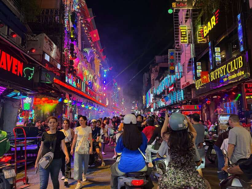 Acoustics Live Music And Saigon Night Life Street Food Tour - Photos and the free edited video