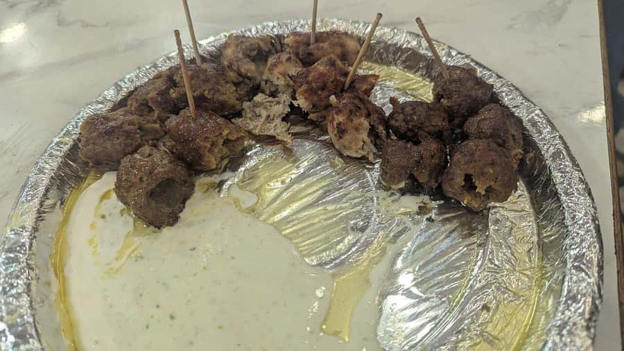 Agra: Street Food Tour with Spice Market on Tuk-Tuk Ride - What the guide adds to the food