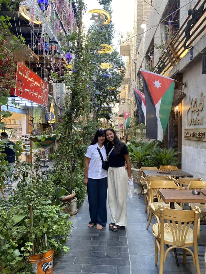Amman Heritage Tour: Street Food, Local Culture & Art - The music playlist keeps the experience going