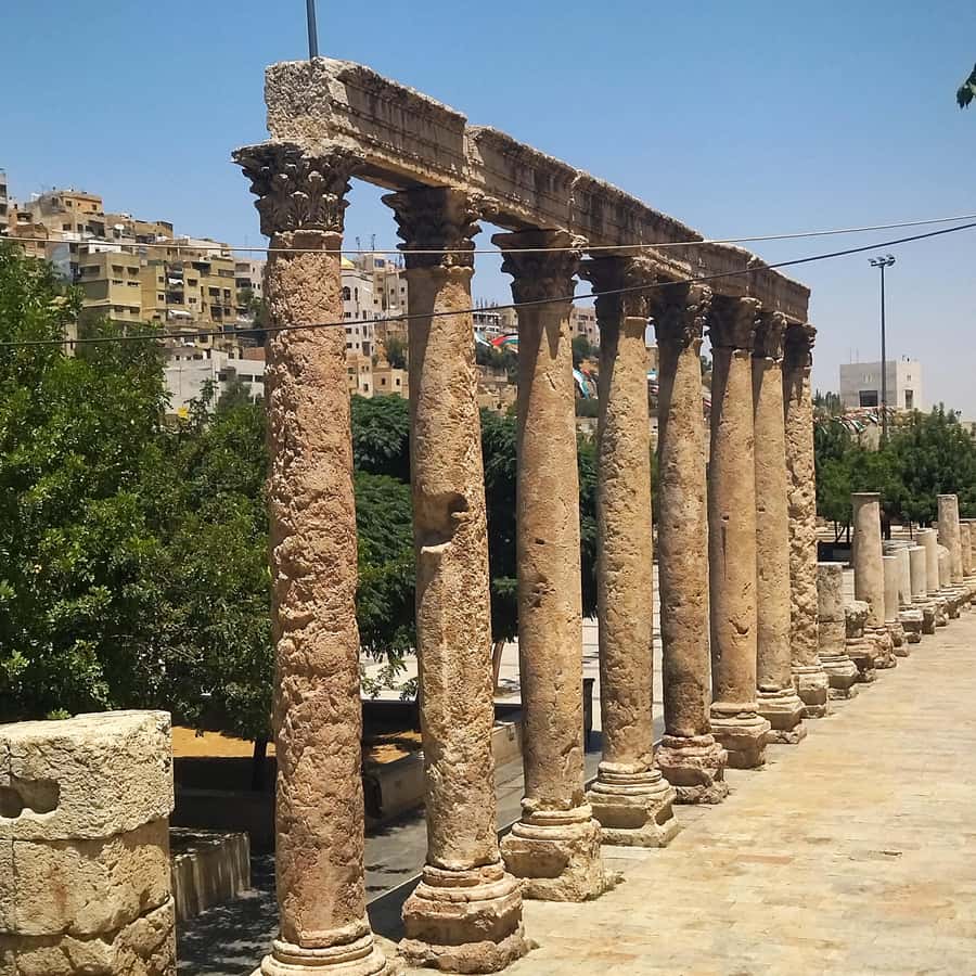 Amman Walking Tour: Hidden Gems, Culture & Street Food - The Roman Theatre closes the historical loop