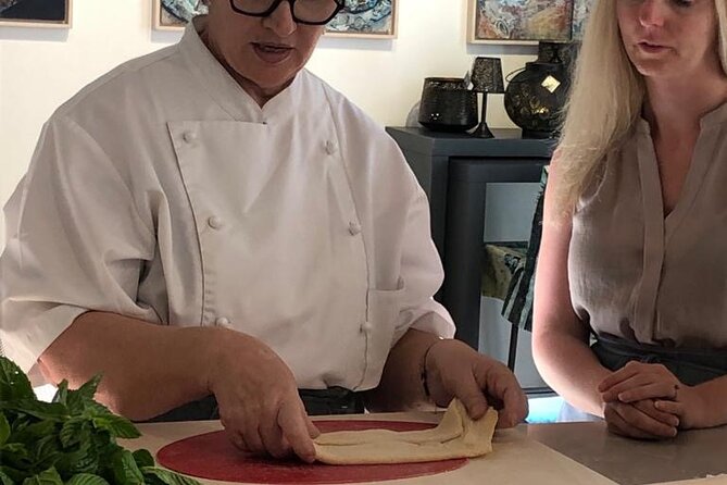 An exclusive experience: food market, private chef and lunch! - Back to the chef’s kitchen for hands-on work