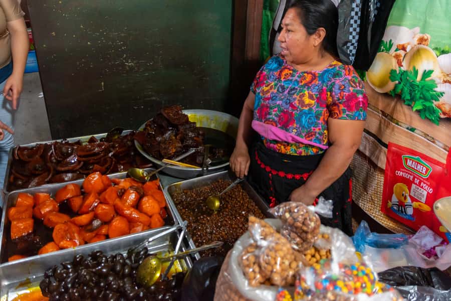 Antigua Guatemala: Street Food Walking Tour with Tastings - What the $68 price includes
