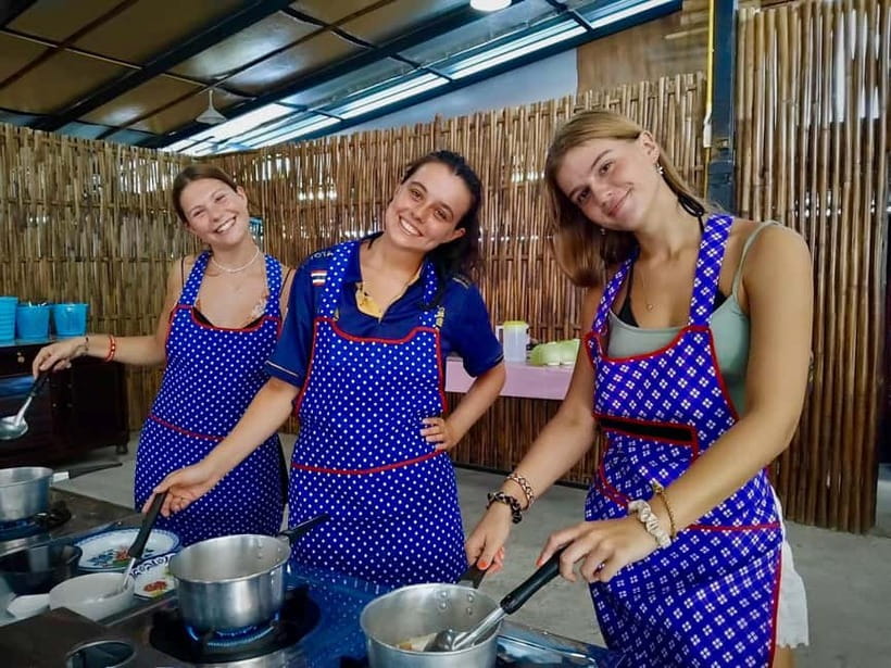 Ao Nang: Hands-on Learn to Cook 3 Popular Thai's street food - Eating what you cook