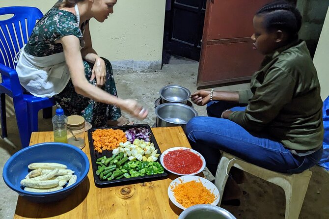 Arusha: Traditional Tanzania Cooking class& Food Market Tour - Choosing the menu and buying ingredients