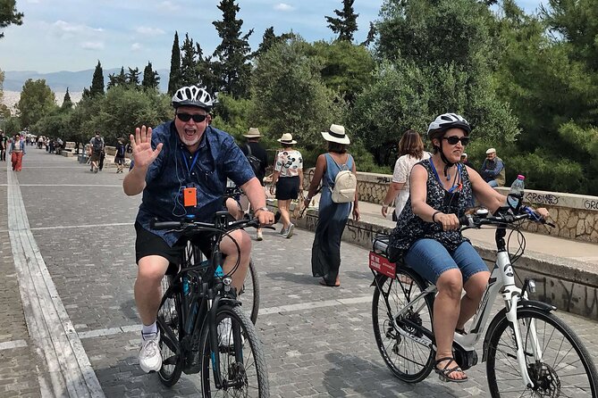 Athens by E-Bike: Monuments, Food & Transfers (Cruise Tour) - Meeting your driver at the cruise terminal