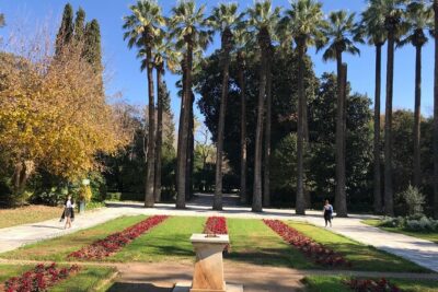 Athens by E-Bike: Monuments, Food & Transfers (Cruise Tour)
