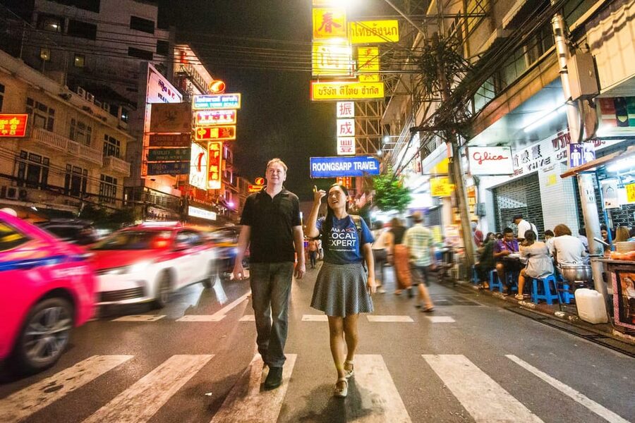 Authentic Street Food Tour in Chinatown I Bangkok - Why Yaowarat works so well for a food tour
