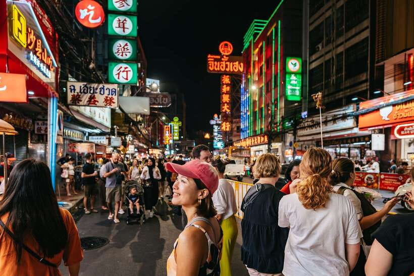 Bangkok: Michelin Guide Street Food Tour by Tuk Tuk - Choosing one hour or three hours