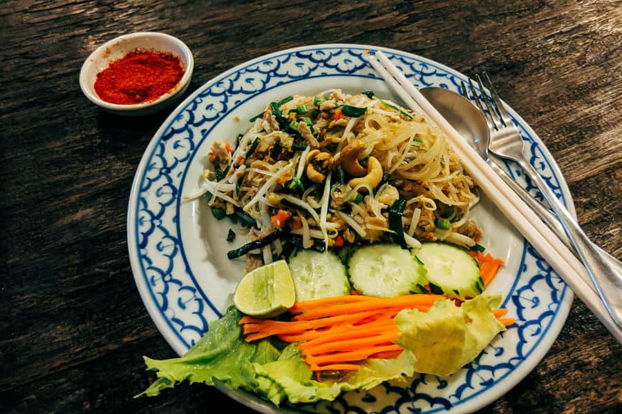 Bangkok: Street Art and Street Food Walking Tour - Who will get the most from this tour?