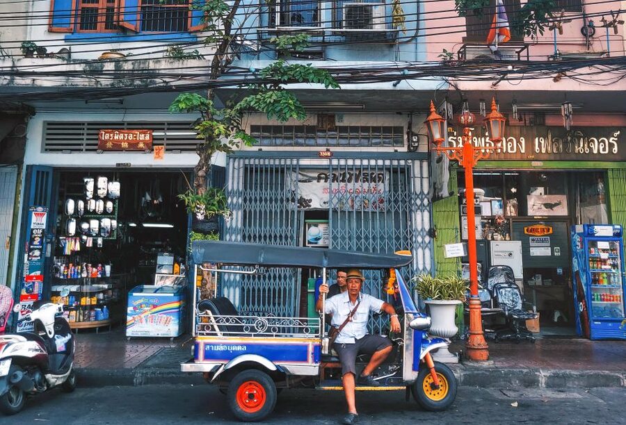 Bangkok: Street Art and Street Food Walking Tour - Holy Rosary Church and Bangkok’s layered identity