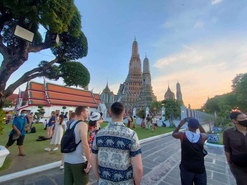 Bangkok Tuk-Tuk by Night with Chinatown Street Food Meal - Pak Khlong Talat and the lotus lesson