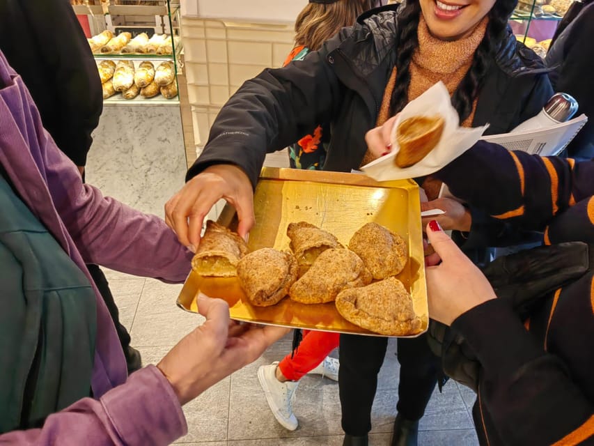 Barcelona: Local Market & Street Food Walking Tour - Placa Sant Agusti and the old streets around it
