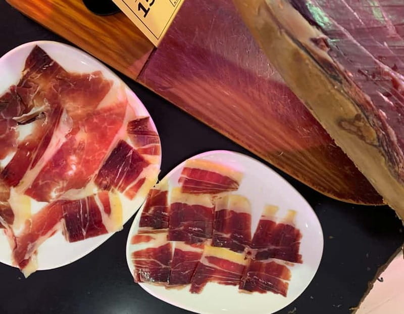 Barcelona Street Food Tour: Boqueria Market & Barrio Gotico - Meeting at Miro’s mosaic near Liceu