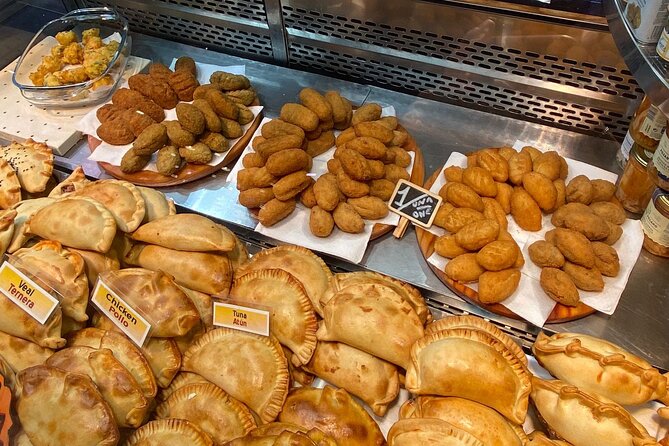 Barcelona Street Food Tour with Local Market & City Center Visit - Starting near Liceu and Las Ramblas