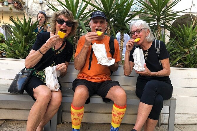Bari’s Ultimate Street Food Tour - Small Group by Do Eat Better - The octopus sandwich on Corso Vittorio Emanuele II