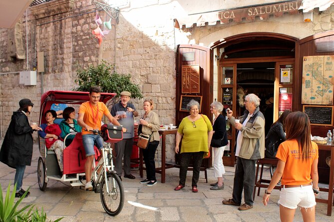 Bari Street Food Tour by Rickshaw - Castello Normanno Svevo in a ten-minute stop