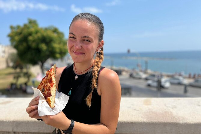Bari: Street Food Walking Tour with a Local Guide - The first taste: focaccia at Panificio Fiore