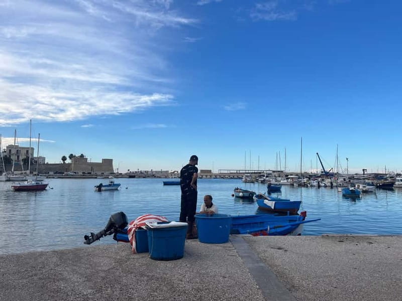 Bari Sunset and Tapas: Street Food Tour with Local Guide - Why this Bari food walk works so well at sunset