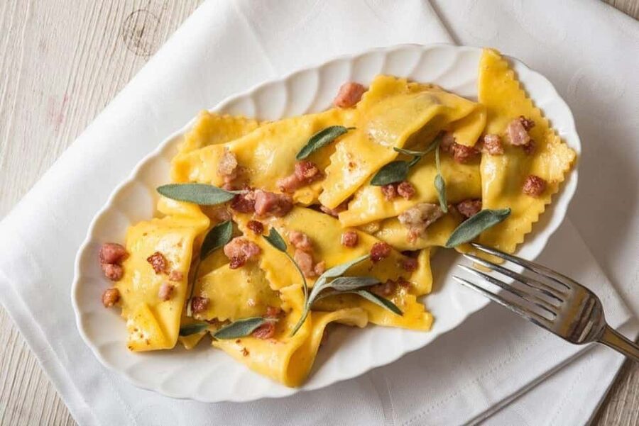 Bergamo : Best Street Food Tour With A Local Guide - Piazza Vecchia and the center of Bergamo Alta