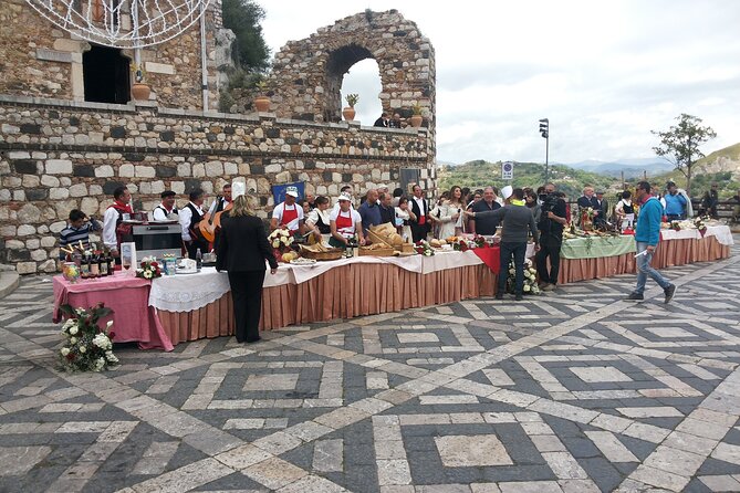 Best of Godfather and Taormina Tour with Street Food Tasting - The cannolo is a small but useful finale