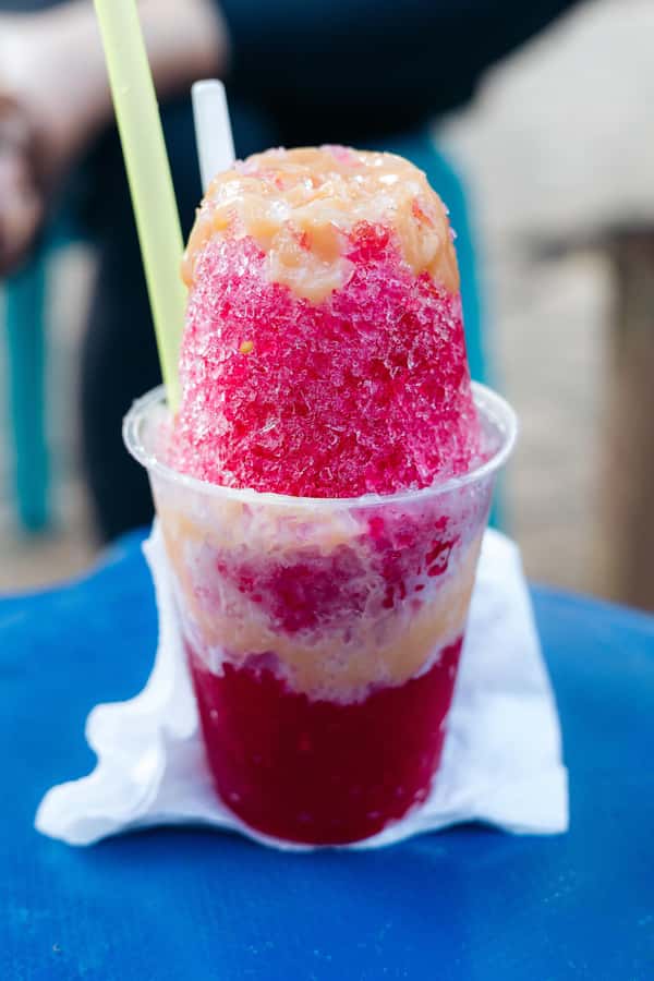 Cali: Street Food Tour - Meeting at Bulevar del Río