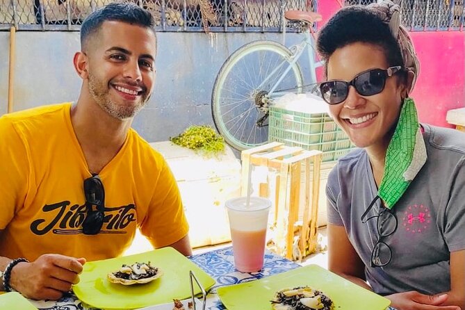 Cancun Private Foodies Market Tour and Street Food - The guide is the key ingredient