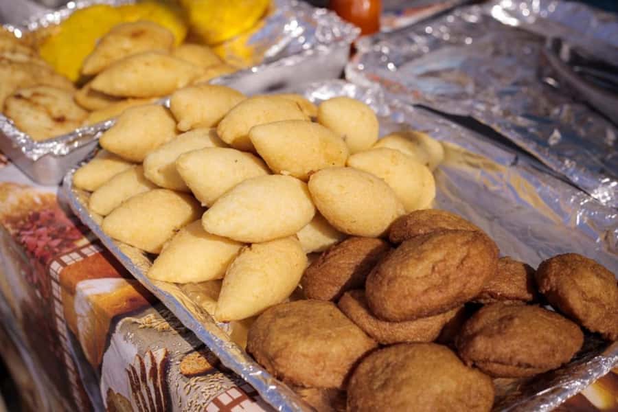Cartagena: Street Food Tour with German or Italian Guide - Starting at Baluarte de San Pedro Martir