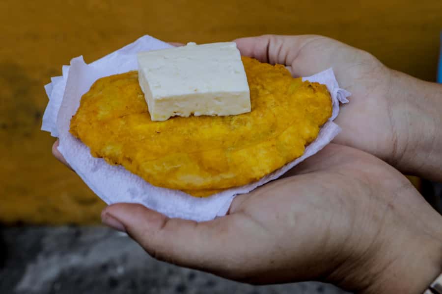 Cartagena: Street Food Walking Tour - The first stop: Chinese flavors in Cartagena
