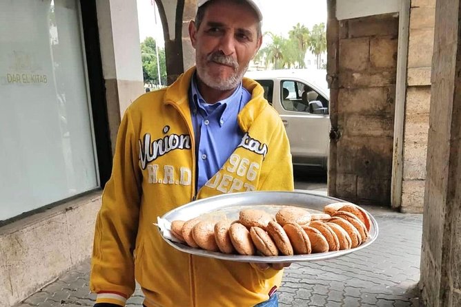Casablanca Food Tour - Moroccan Street Food Tour - Starting under the arches in Quartier Habous