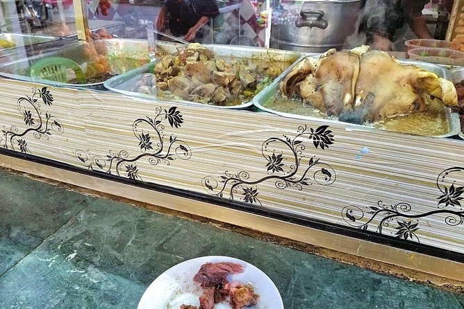 Casablanca Food Tour - Moroccan Street Food Tour - Clothing, weather, and the pace of the walk