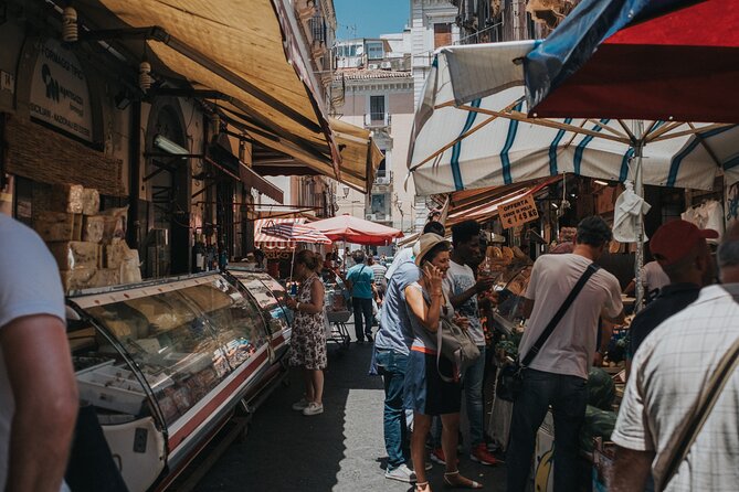 Catania authentic Street Food - Starting at Piazza del Duomo
