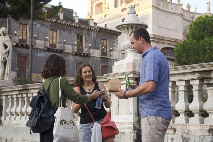 Catania Night Street Food & Backstreet Tour with a Local - Starting at Piazza del Duomo