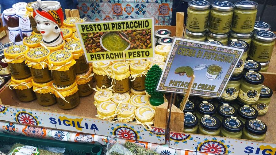 Catania Street Food Tour: Fish Market & City Centre - Arancini, fried fish and the serious business of being full