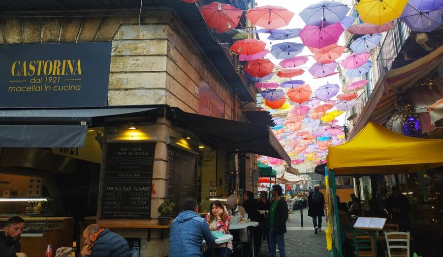 Catania Street Food Tour: Fish Market & City Centre - Sweets at the finish, from cannoli to cassatella