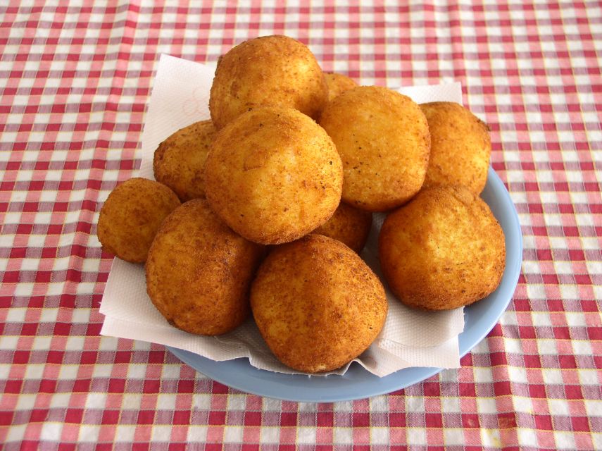 Catania: Street Food Walking Tour - Why the fish market is the right first stop