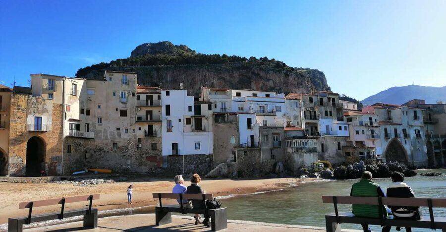 Cefalù: Street Food Tour with Tastings - A local bar and food with Arab influence