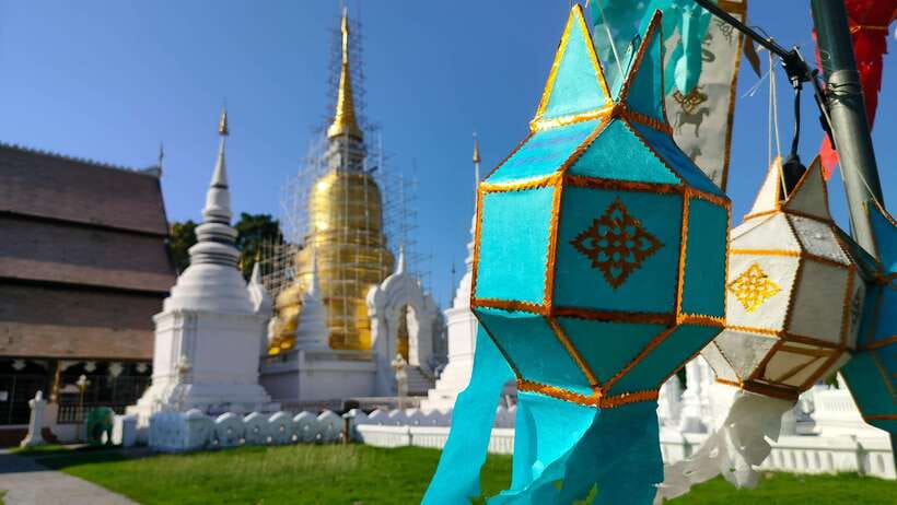 Chiang Mai: Tuk-Tuk Evening Tour with Temples & Street Foods - Who should book, and who should skip it