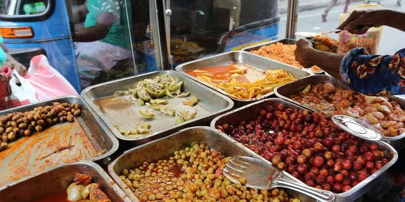 Colombo: Street Food Private Walking Tour with Transfer - Key points to know before you book