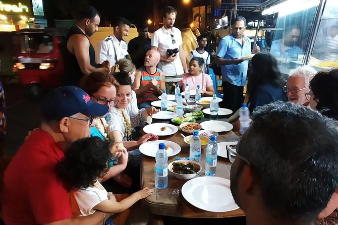 Colombo STREET Food with private guide city tour(All - included ) - Red Mosque and Colombo’s layered religious life